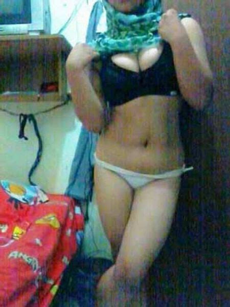 Gentot Mama Mertua Dipondok Ladang Foto Bokep Hot