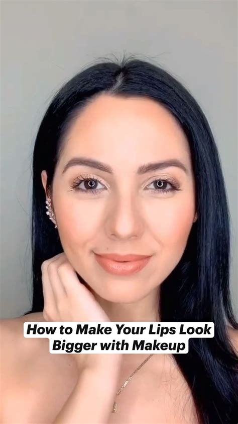How To Make Your Lips Look Bigger With Makeup Makeup Tutorial Lip Makeup Makeup Inspiration