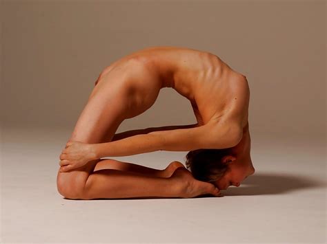 Brunette Ellen Doing Naked Yoga Pics Xhamster Cloudyx Girl Pics