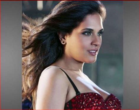 Richa Chadha To Play Sex Worker In Anubhav Sinhas Abhi Toh Party Shuru Hui Hai Newstrack