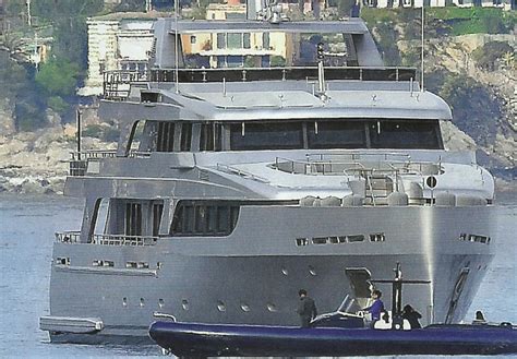 Berlusconi foreign trips.png 1,425 × 625; Pier Silvio Berlusconi e il mega yacht, ecco la barca che ...
