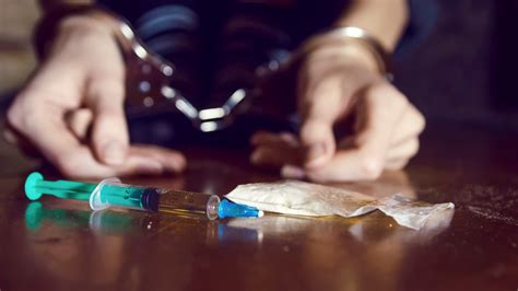 what is the relationship between drug use and crime
