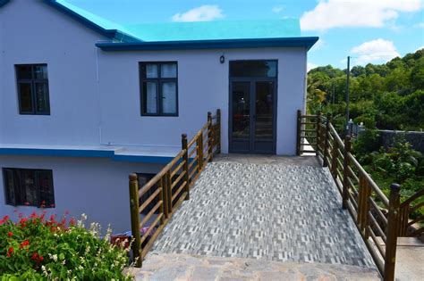 Domaine Les Rosiers Guest House Rooms Reviews And Deals Rodrigues