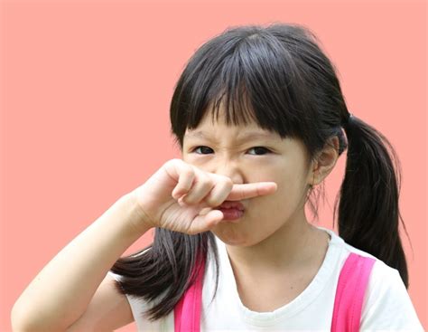 Teach Kids How To Blow Their Nose In 3 Steps