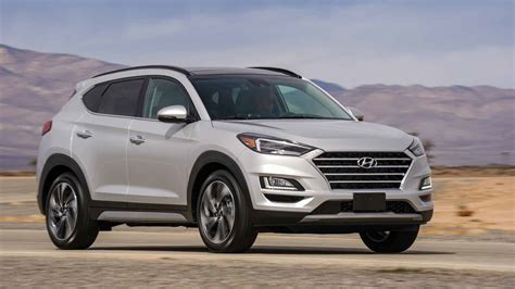 Özellikle teknolojik detaylar ve üst düzey donanımlara sahip olması ve konforlu bir sürüş keyfini. Hyundai Tucson News and Reviews | Motor1.com