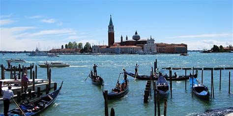Hd Wallpaper Venice Gondola Island Laguna Italy Water Sea