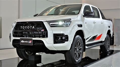 New 2022 Toyota Hilux Gr Sport Mid Size Pickup Truck Youtube