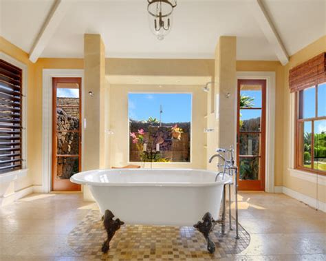 Once i found bears, i'd build a full height pig totem and lure them in to quickly get a whole bunch of claws. Best Bear Claw Tub Design Ideas & Remodel Pictures | Houzz