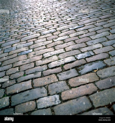 London Cobblestone Street England High Resolution Stock Photography And