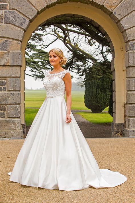 You don't have to worry about being bound in the satin wedding. E17807 | Contemporary wedding dress, Bridal dresses ...
