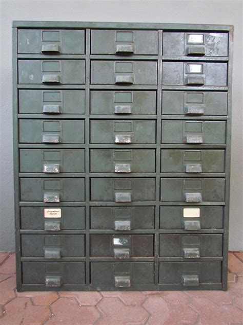 Large steel filing cabinets are designed for maximum storage capacity, making the best use of space available in your office, while smaller filing cabinets can allow staff to manage their own files, sliding neatly underneath desks for easy access and effortless organisation. Filing Cabinets vs. Filing Drawers: What Is Better ...