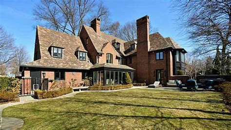 Peek Inside This 23 Million Squirrel Hill Home With Movie Theater Gym