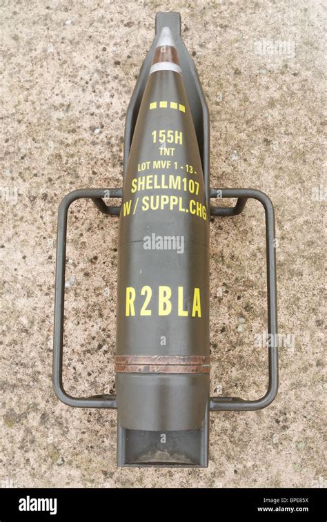 Shell Of A Howitzer 155mm Cannon Stock Photo Alamy