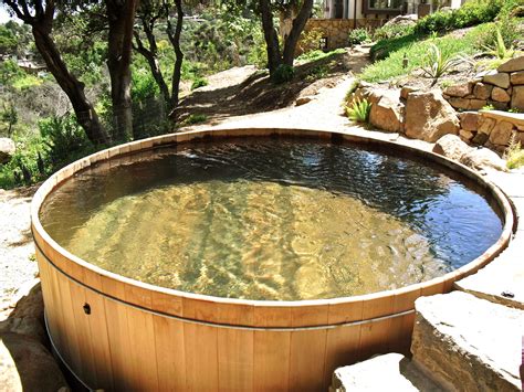 12x10 Oval Custom Cedar Wooden Hot Tub Built And Installed By Gordon And Grant