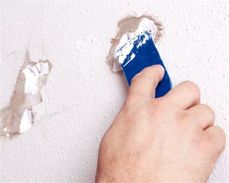Small dents range from $60 to $110, while large dents run from $100 to $130. How To Fix A Dent In The Wall - Selleys
