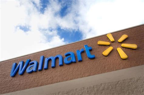 This store is a metro pcs phone vendor. Walmart Supercenter - Grocery - 16280 Dresden Ave, East ...