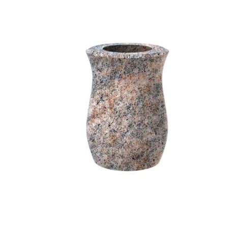 Vases funéraires et jardinières de cimetière. Décorations de pierre tombale