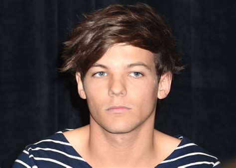 One Directions Louis Tomlinson Gets A Fright From Naked Man Outside