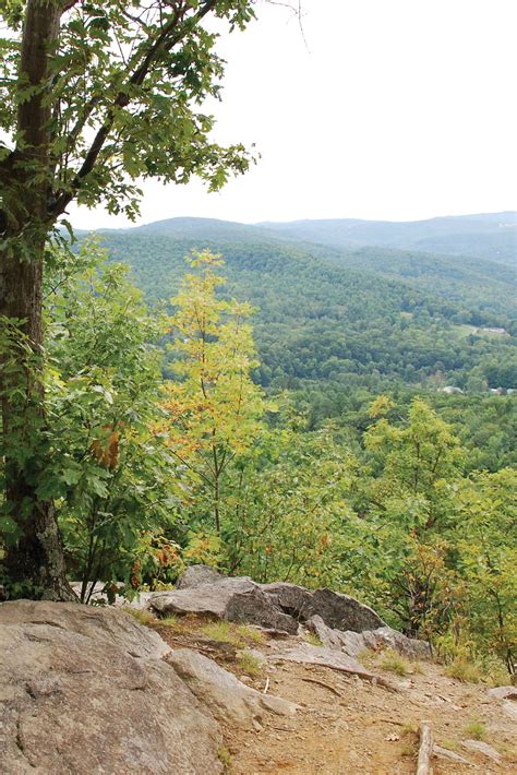 Best Hikes In Vermont Fall Garnet Poe