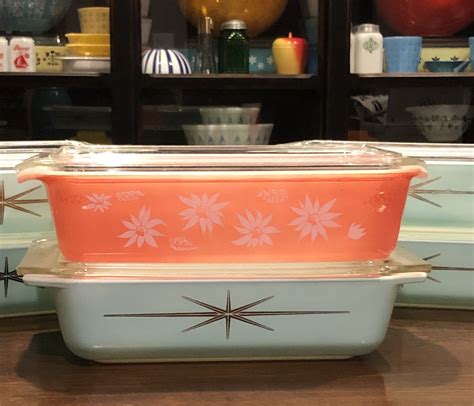 Pink Pyrex Agee In Flannel Flowers And Pyrex Starburst Pink Pyrex