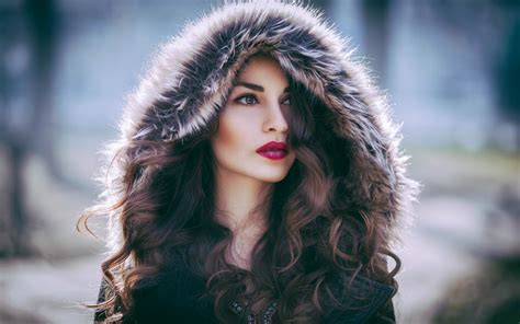 Masaüstü Kadınlar Model Portre Uzun Saç Fotoğraf Kırmızı Ruj Kahverengi Gözler Moda