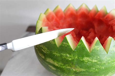 How To Make A Watermelon Fruit Basket In 2020 Watermelon Fruit Fruit