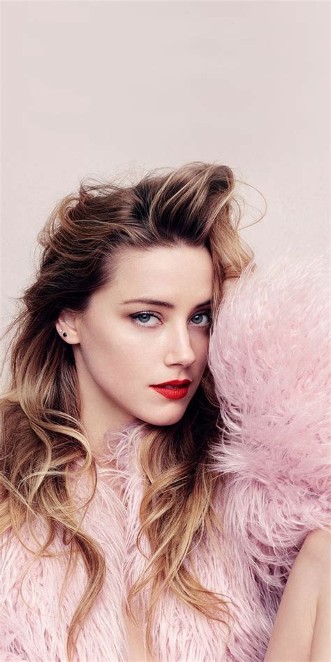 Breathtaking Wallpaper Beautiful Actress Amber Heard Blue Eyes