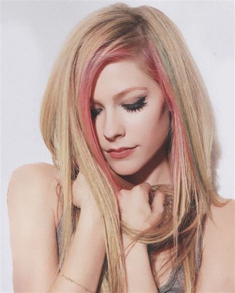 Avril Lavigne Fappening Sexy 7 Photos The Fappening