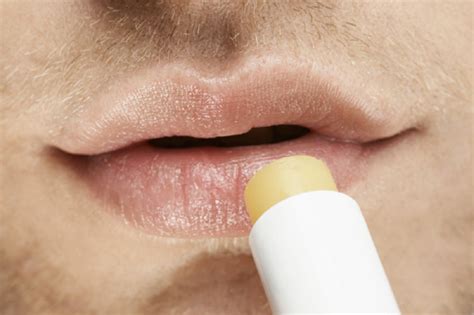 Heres How To Get Kissable Lips In 6 Really Simple Steps