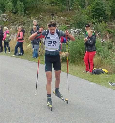 His greatest successes so far are the victories in the 2018 winter olympics and the biathlon world championships 2011 in the sprint. Deutsche Biathlon Meisterschaften Arber 2017 | Ski-Club ...