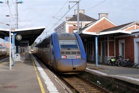 40 Transport Ferroviaire Stock Photos Pictures And Royalty Free Images