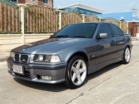 Sedan, 4 doors, 5 seats. BMW 318i 2000 1.8 in กรุงเทพและปริมณฑล Automatic Sedan สี ...