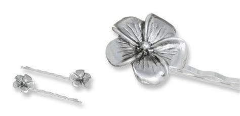Lilla Rose Inc Set Of Bobby Pins Adorned With A Beautiful Hawaiian Flower Pink