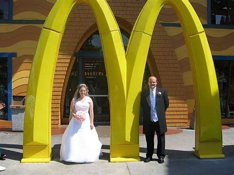 Weddings At Mcdonalds 24 Photos Funcage