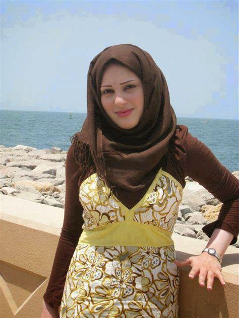 insyaf tante jilbab arab hot
