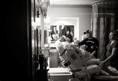 Touching Photos Of A Us Surrogate Delivering Twins For A Couple From
