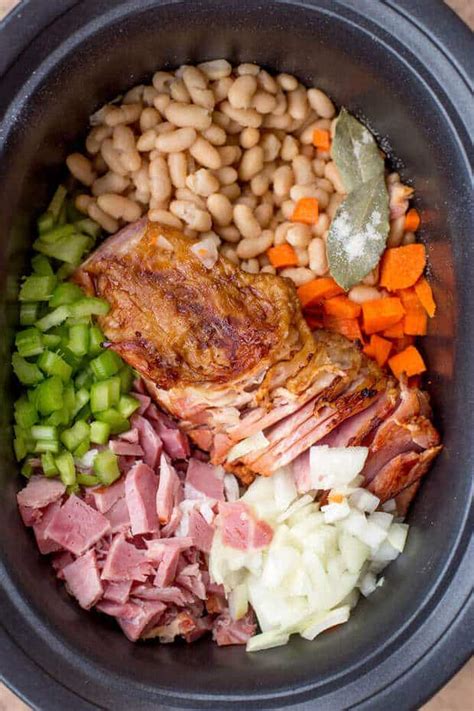 Drain, put beans back in pot, add water and the rest of ingredients. Slow Cooker Ham and White Bean Soup - The Best Blog Recipes