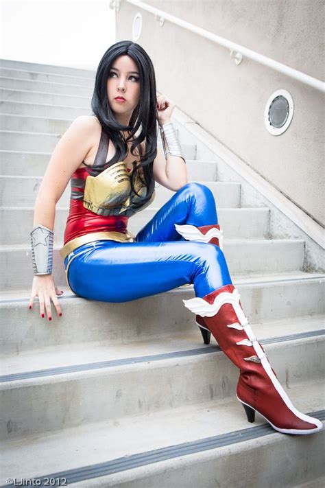 Monika Lee As Wonder Woman From Injustice Gods Among Us Cosplay