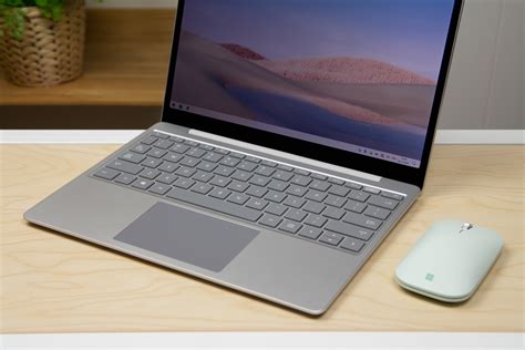 Microsoft Surface Laptop Go Review Tweakers