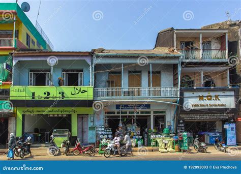 Mawlamyine Myanmar February 3 2020 Colonial Colorful Houses Of The