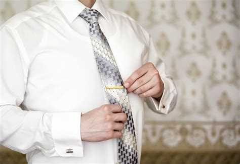How To Use A Tie Clip The Stylish Necktie Accessory Men Style Tips