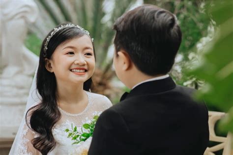 베트남서 키 130cm 커플 결혼식행복하게 살아갈 것