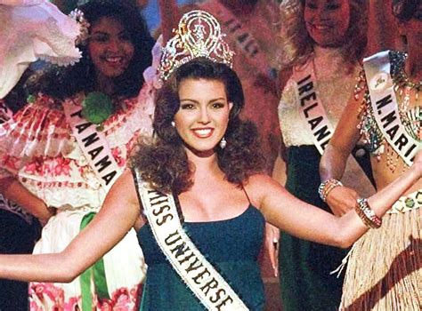 Former Miss Universe Becomes U S Citizen Just To Vote Against Donald Trump Syracuse Com