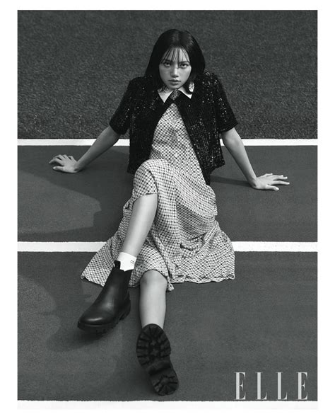 Blackpink Lisa Elle Magazine Korea April 2021 • Celebmafia