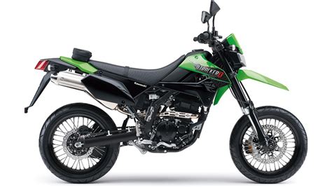 Experts note that vehicles of this brand are characterized by impeccable ergonomics, as well as optimal equipment. ใหม่ Kawasaki D-Tracker X 250 2017-2018 คาวาซากิ ดี แทรกเก ...