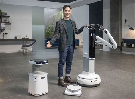 Ces 2021 Samsung Dévoile Une Armada De Robots Pour La Maison