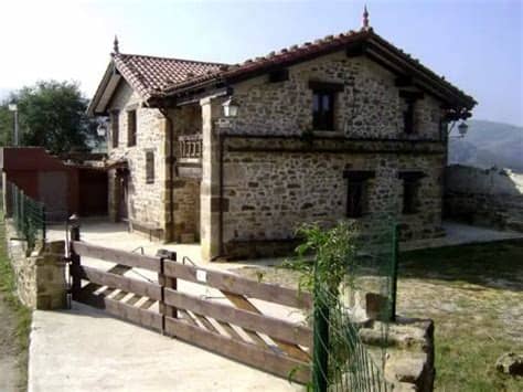 Las posadas de vadelarco son un conjunto de 3 casas rurales de 150 m2 cada una que se encuentran situadas en valdelarco, declarado conjunto hist&oacut. CONSTRUCCIÓN DE CASA RURAL EN CANTABRIA - YouTube