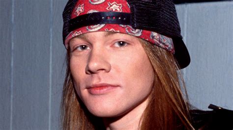 In Celebration Of Axl Roses Glorious Hair Moments Huffpost Canada Style