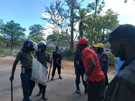 Pictures Riot Police Disrupt Mdc Alliance Youth Congress In Masvingo