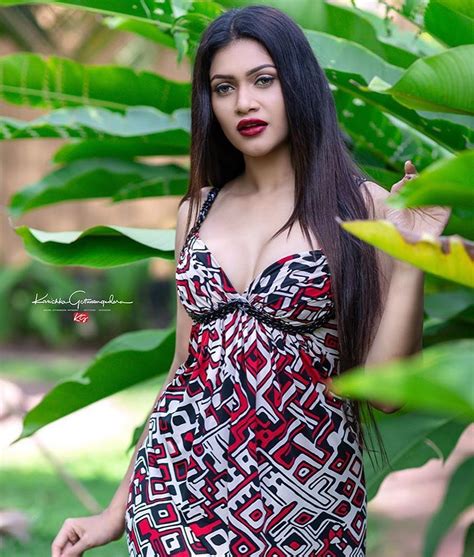 Srilankan Actress Chulakshi Ranathunga Hot And Sexy Photos Photos Hd Images Pictures Stills